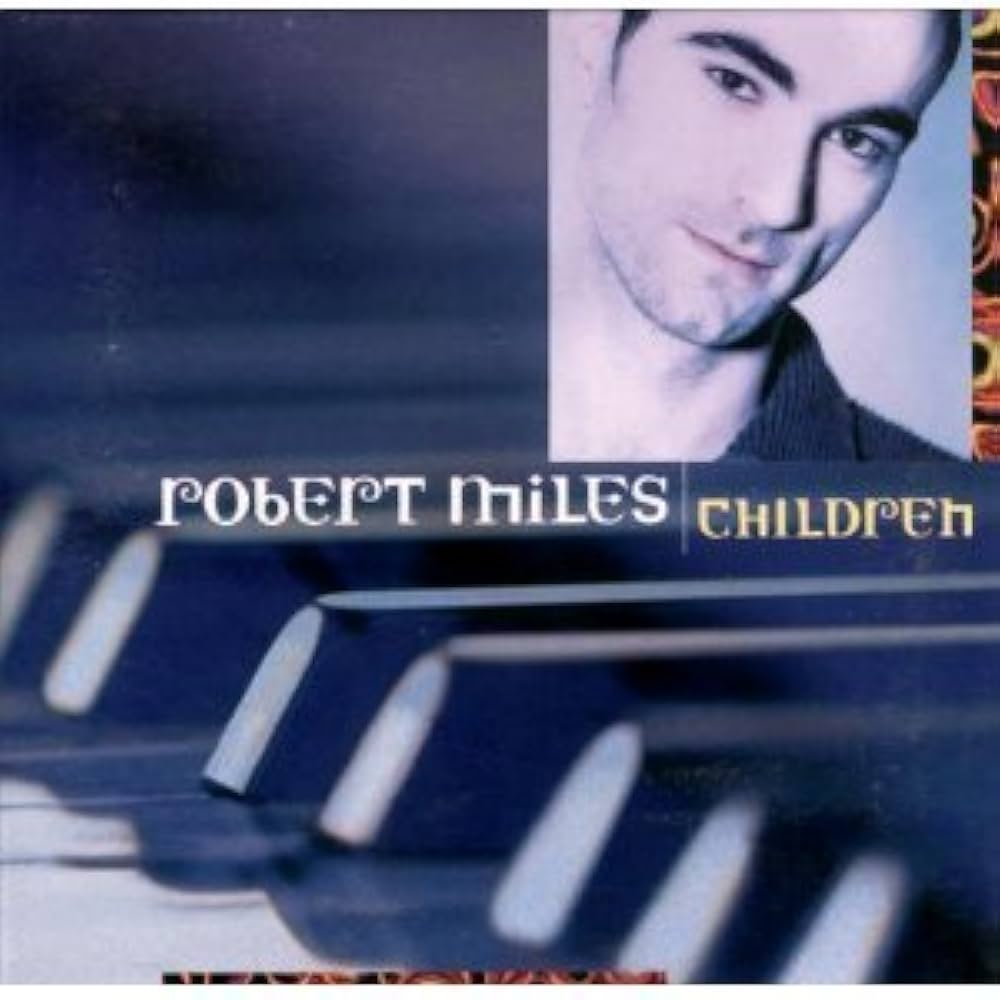 Amazon.co.jp: Children: Music